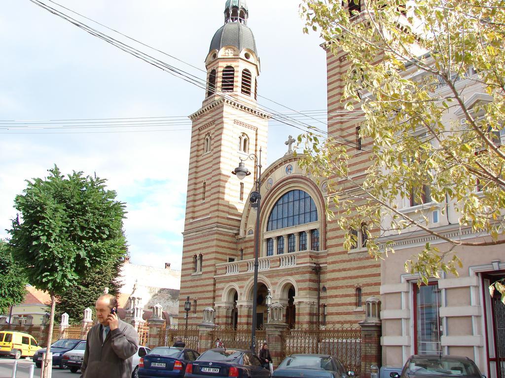 Central City Ap Sibiu Exterior photo